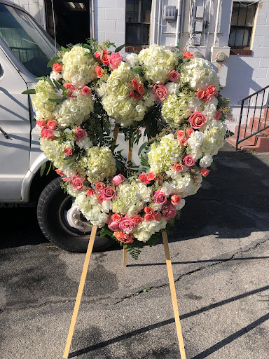 Alexas Flowers image
