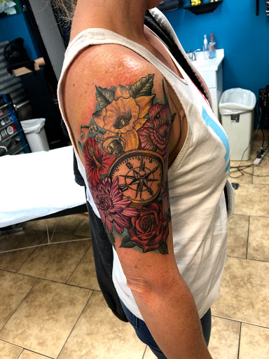 Tattoo Shop «Delta Art & Tattoo», reviews and photos, 2223 Railroad Ave, Pittsburg, CA 94565, USA