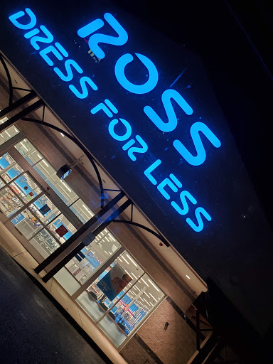 Clothing Store «Ross Dress for Less», reviews and photos, 20 N West End Blvd, Quakertown, PA 18951, USA