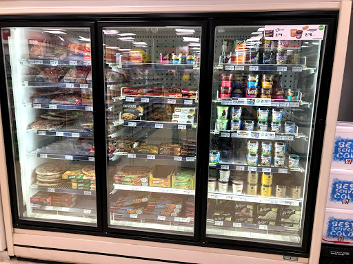 Convenience Store «7-Eleven», reviews and photos, 326 W Liberty Dr, Wheaton, IL 60187, USA