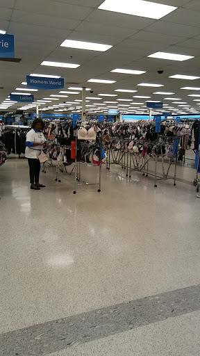 Clothing Store «Ross Dress for Less», reviews and photos, 30 Malphrus Rd, Bluffton, SC 29910, USA