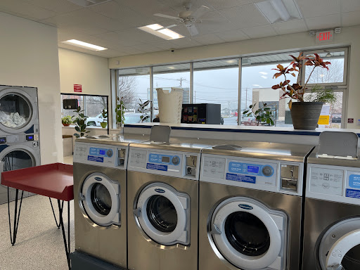 Dry Cleaner «Classic Drycleaners and Laundromats», reviews and photos, 5028 Simpson Ferry Rd, Mechanicsburg, PA 17050, USA