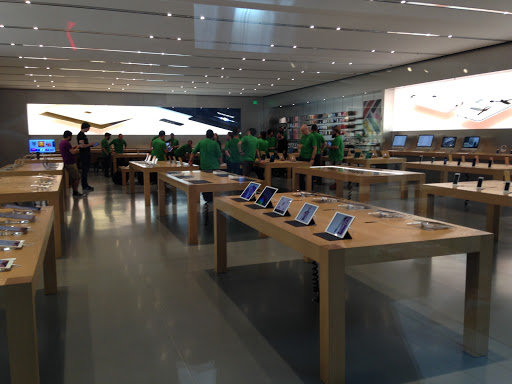 Computer Store «Apple Washington Square», reviews and photos, 9585 SW Washington Square Rd, Tigard, OR 97223, USA