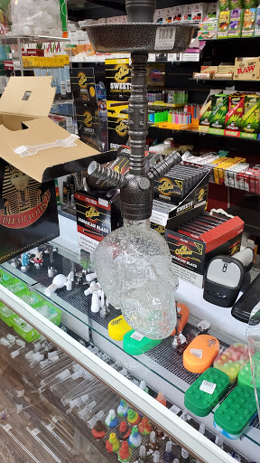 Tobacco Shop «Sky High Smoke Shop», reviews and photos, 19801 NW 27th Ave, Miami Gardens, FL 33056, USA
