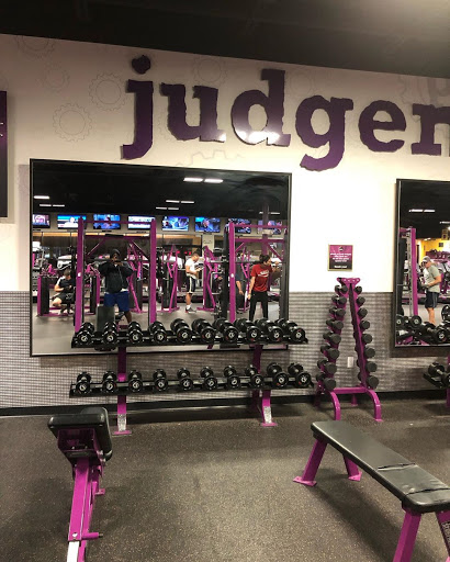 Gym «Planet Fitness Jacksonville (Promenade Shopping Center), FL», reviews and photos, 8595 Beach Blvd, Jacksonville, FL 32216, USA