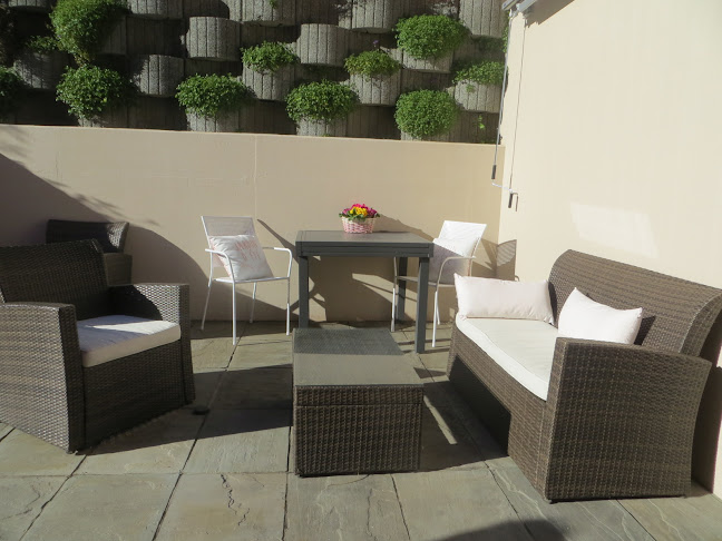 Opinii despre MT's Cosy Place în Lugano - Hotel