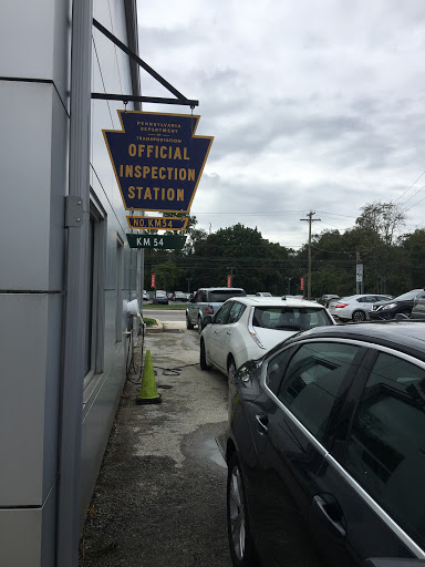 Nissan Dealer «Devon Nissan», reviews and photos, 459 W Lancaster Ave, Devon, PA 19333, USA