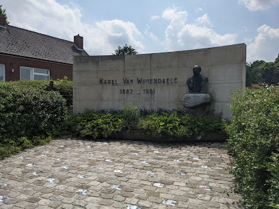 Monument Karel van Wijnendaele Kwaremont