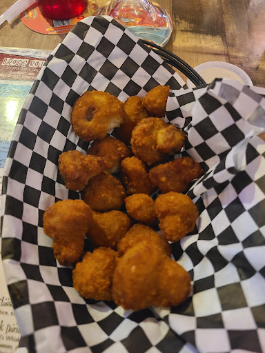 Sports Bar «Brass Rail Sports Bar, Restaurant & Pool Hall», reviews and photos, 4940 NE 81st St, Kansas City, MO 64119, USA