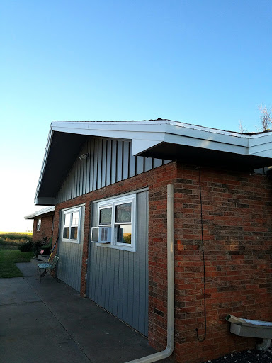 Roofing Contractor «Jones & Associates», reviews and photos, 701 E 40th St, Lubbock, TX 79404, USA