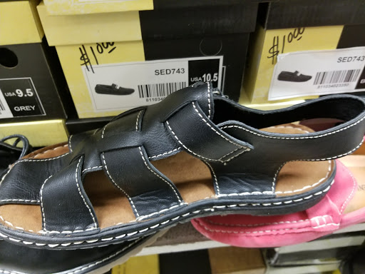 Shoe Store «Niebla Shoes #2», reviews and photos, 1767 W 37th St, Hialeah, FL 33012, USA