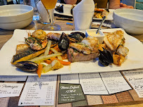 Plats et boissons du Restaurant de fruits de mer Chez Pujol à Port-Vendres - n°15