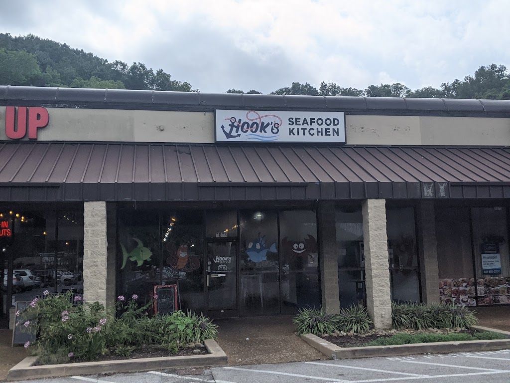 Hook's Seafood Kitchen 37221