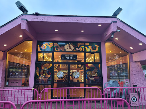 Donut Shop «Voodoo Doughnut», reviews and photos, 22 SW 3rd Ave, Portland, OR 97204, USA