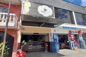 Pan Café image