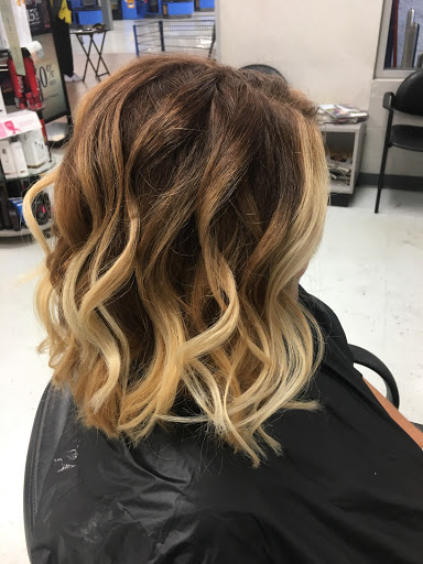 Hair Salon «SmartStyle Hair Salon», reviews and photos, 1101 Beville Rd, Daytona Beach, FL 32119, USA