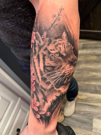 Explore live tattoo ideas, creative tattoo ideas in Anchorage, available at SDITATTOO, LLC