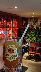 Photo n°124 de Dernier Bar avant la Fin du Monde à Paris ()