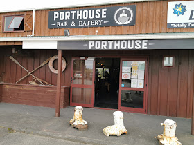 Porthouse Bar and Eatery