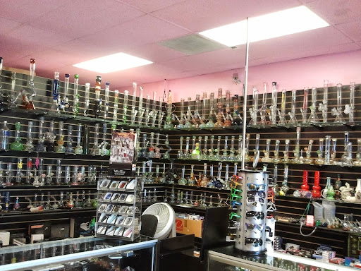 Tobacco Shop «Smoke shop & vape shop», reviews and photos, 10807 Beverly Blvd, Whittier, CA 90601, USA