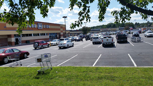 Grocery Store «Food Lion», reviews and photos, 85 S Carlton St, Harrisonburg, VA 22801, USA