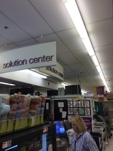 Grocery Store «Stop & Shop», reviews and photos, 225 Upper Main St, Edgartown, MA 02539, USA