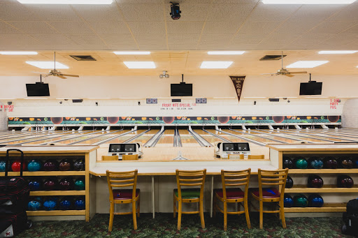 Bowling Alley «Sunset Bowl», reviews and photos, 2015 N Lewis Ave, Waukegan, IL 60087, USA