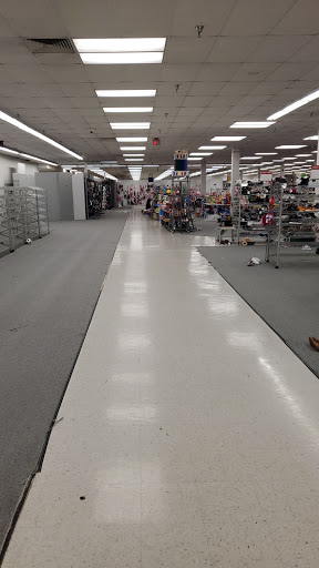 Clothing Store «Burlington Coat Factory», reviews and photos, 1025 W Patrick St, Frederick, MD 21702, USA