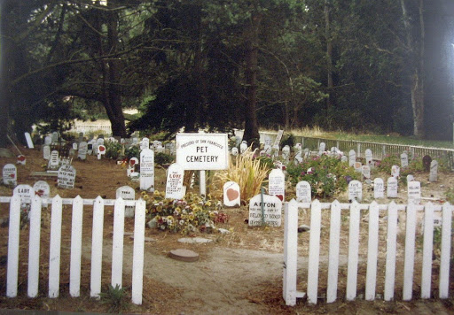 Pet cemetery Oakland