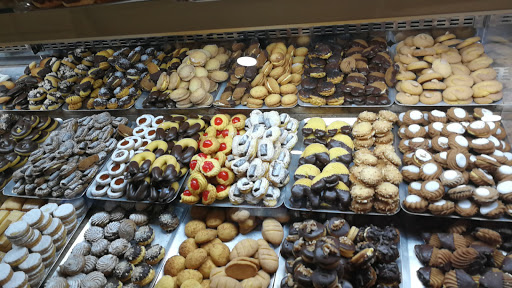 Pastelería y Confitería María Luisa