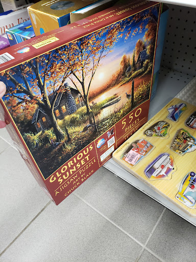 Thrift Store «Lake Hallie Goodwill Retail Store & Training Center», reviews and photos, 2759 S Prairie View Rd, Chippewa Falls, WI 54729, USA