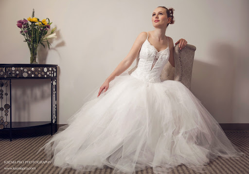 Bridal Shop «Fairytale Brides on a Shoestring Boutique», reviews and photos, 154 Congressional Ln, Rockville, MD 20852, USA