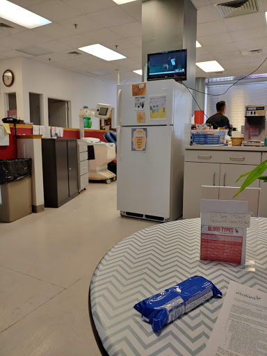 Shopping Mall «Atrium», reviews and photos, 100 W Randolph St, Chicago, IL 60601, USA