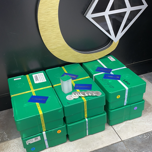 Coin Dealer «Collectors Coins & Jewelry Massapequa Park», reviews and photos, 400 Sunrise Hwy, Massapequa Park, NY 11762, USA