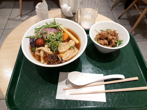 Healthy restaurants Tokyo