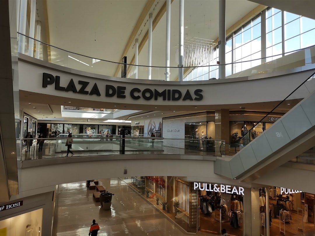 Multiplaza Centro Comercial