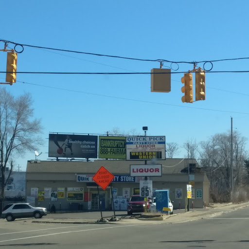 Convenience Store «Quick Pick Party Store», reviews and photos, 1742 W Court St, Flint, MI 48503, USA