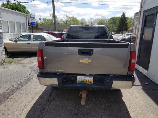 Auto Body Shop «Maaco Collision Repair & Auto Painting», reviews and photos, 32754 W 8 Mile Rd, Farmington, MI 48336, USA