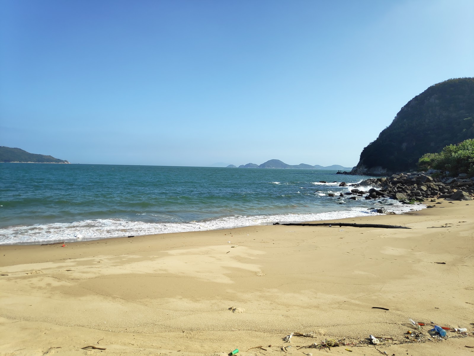 Tai Long Wan Campsite的照片 带有宽敞的海岸