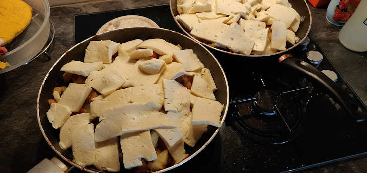 Plats et boissons Lodge Gite le Bel Marquis 15290 Le Rouget-Pers