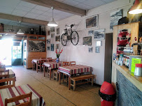 Atmosphère du Restaurant du Col du Tourmalet à Barèges - n°15