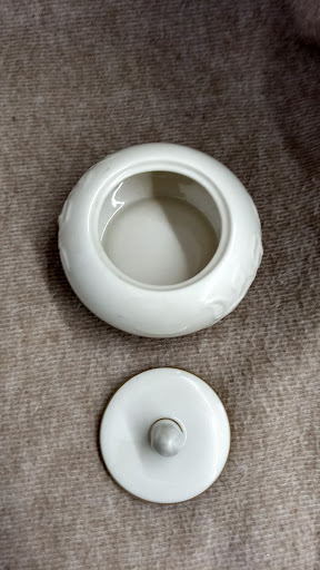 Thrift Store «Bridge the Gap Thrift Store», reviews and photos, 44 S Laurel St, Bridgeton, NJ 08302, USA