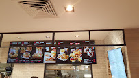 Atmosphère du Restaurant KFC La Ville du Bois - n°5