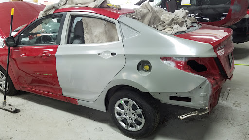 Auto Body Shop «Gerber Collision & Glass», reviews and photos, 673 E Duval St, Lake City, FL 32055, USA