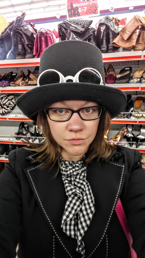 Thrift Store «Lake Hallie Goodwill Retail Store & Training Center», reviews and photos, 2759 S Prairie View Rd, Chippewa Falls, WI 54729, USA