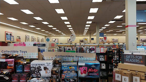 Book Store «Books-A-Million», reviews and photos, 3230 Westgate Mall, Fairview Park, OH 44126, USA