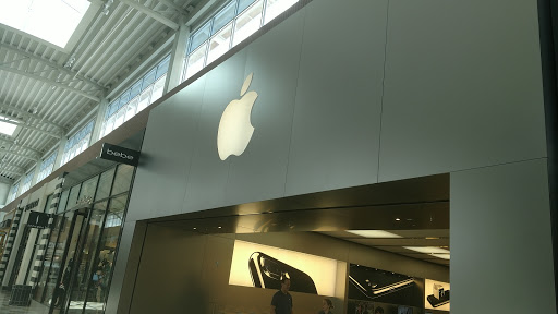 Computer Store «Apple Brandon», reviews and photos, 459 Brandon Town Center Dr, Brandon, FL 33511, USA