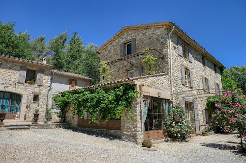 Lodge Mas en Baronnies Provençales - Maison d'hôtes Eygaliers