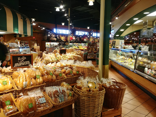 Grocery Store «The Fresh Market», reviews and photos, 718 Commons Dr, Geneva, IL 60134, USA
