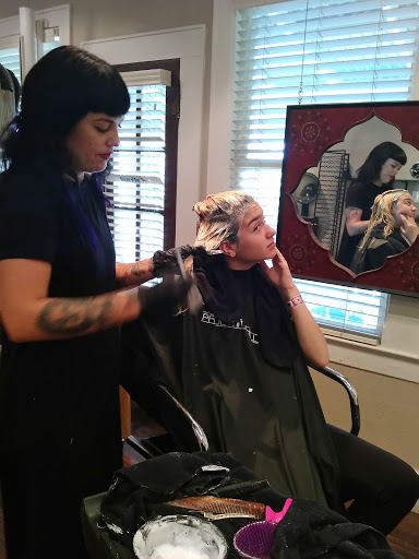 Beauty Salon «Wavelengths Hair & Nail Salon», reviews and photos, 911 24th Street Rear, Galveston, TX 77550, USA